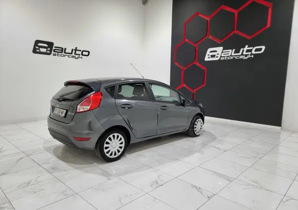 ford fiesta lubelskie Ford Fiesta cena 17700 przebieg: 39000, rok produkcji 2016 z Poddębice